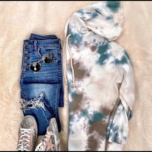 New! Tye Dye Hoodie - Picture 5 of 12